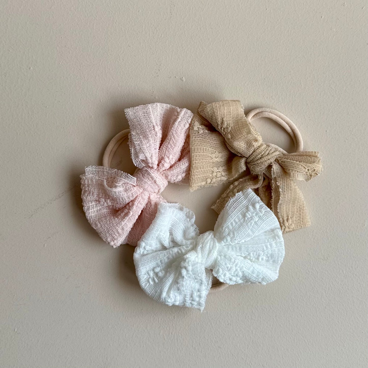 Haarelastiek met strik - taupe