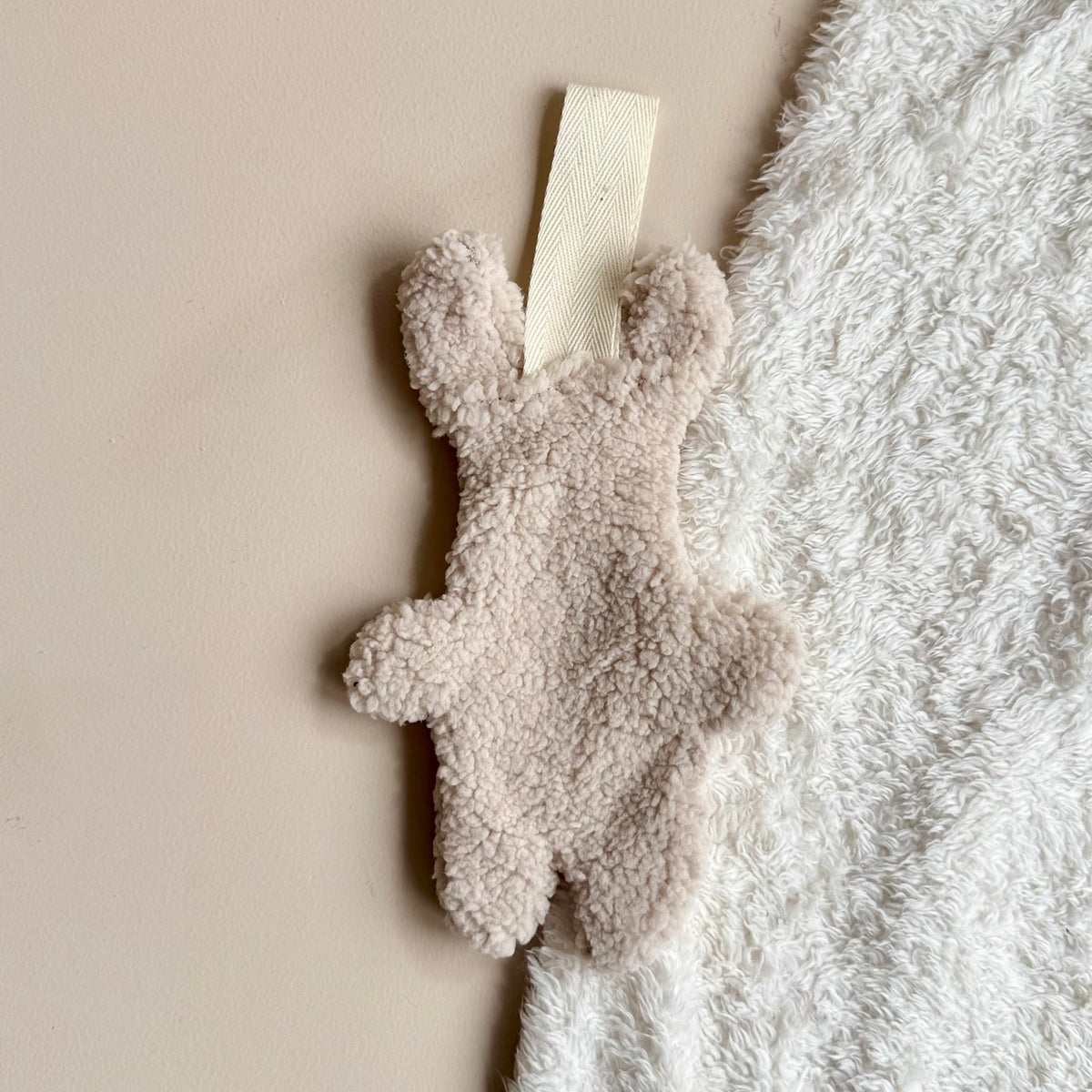 Speendoekje konijn beige