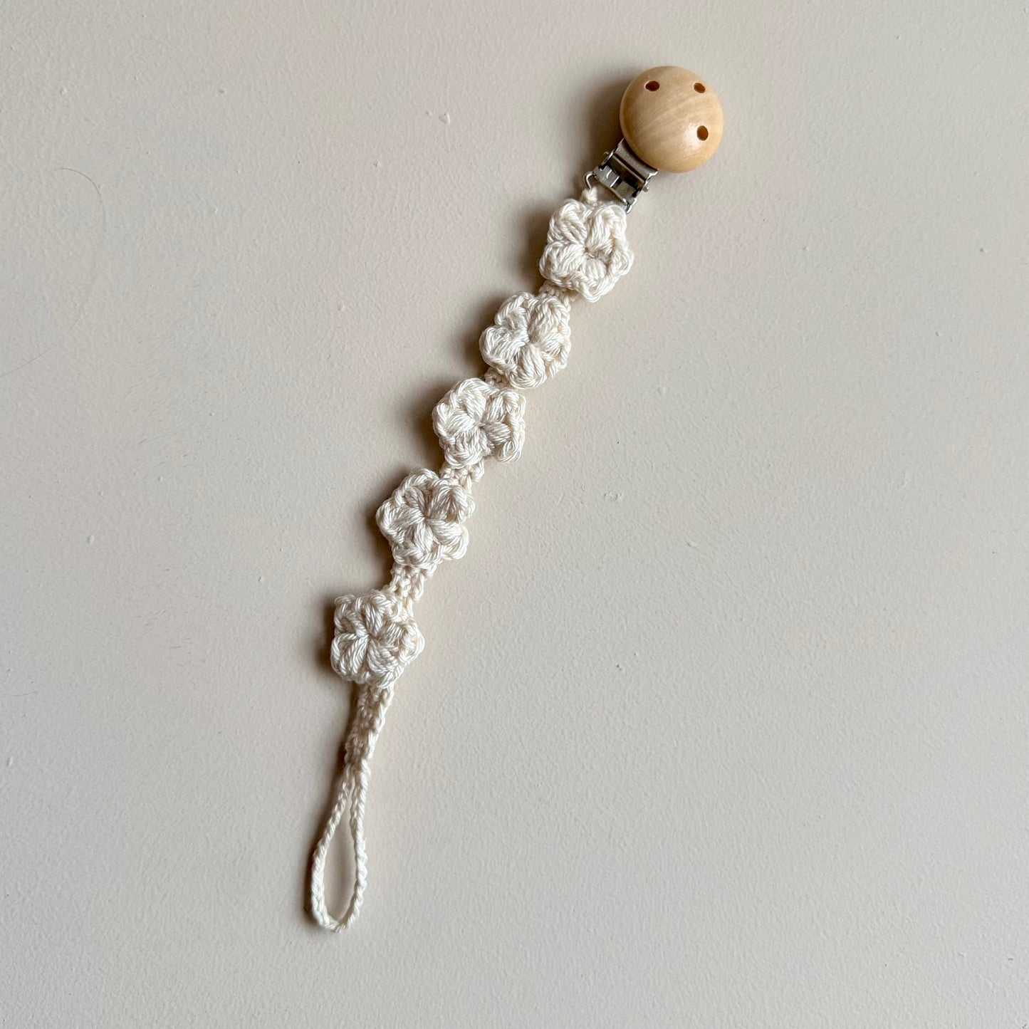 Gehaakte speenkoord bloemetjes