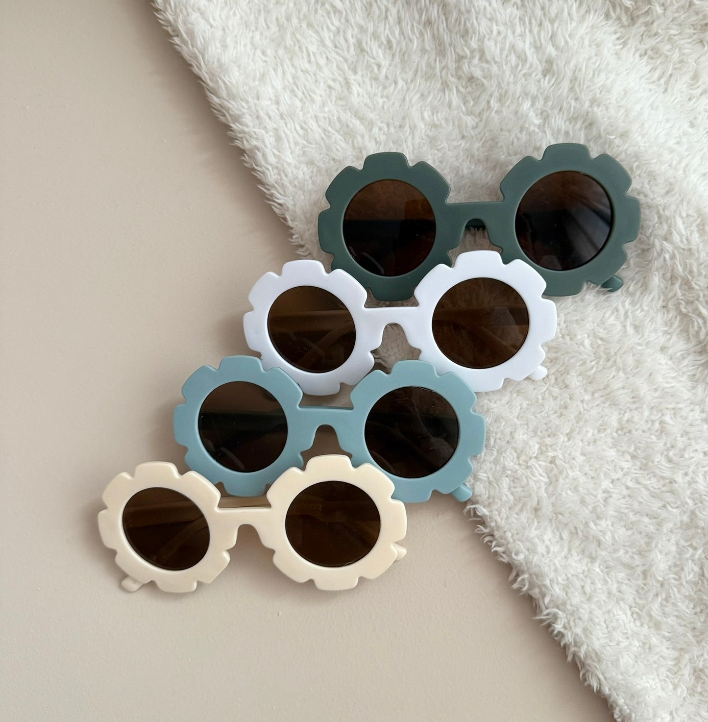 Zonnebril bloem - creme